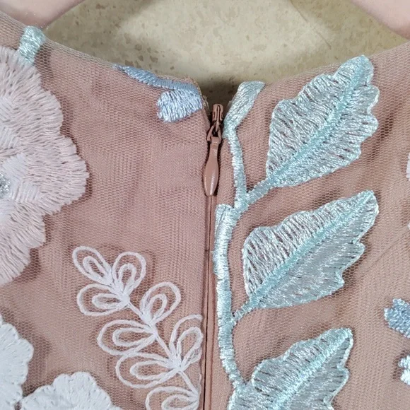 01540 Badgley Mischka Belle tan & aqua floral embroidered formal maxi dress  6